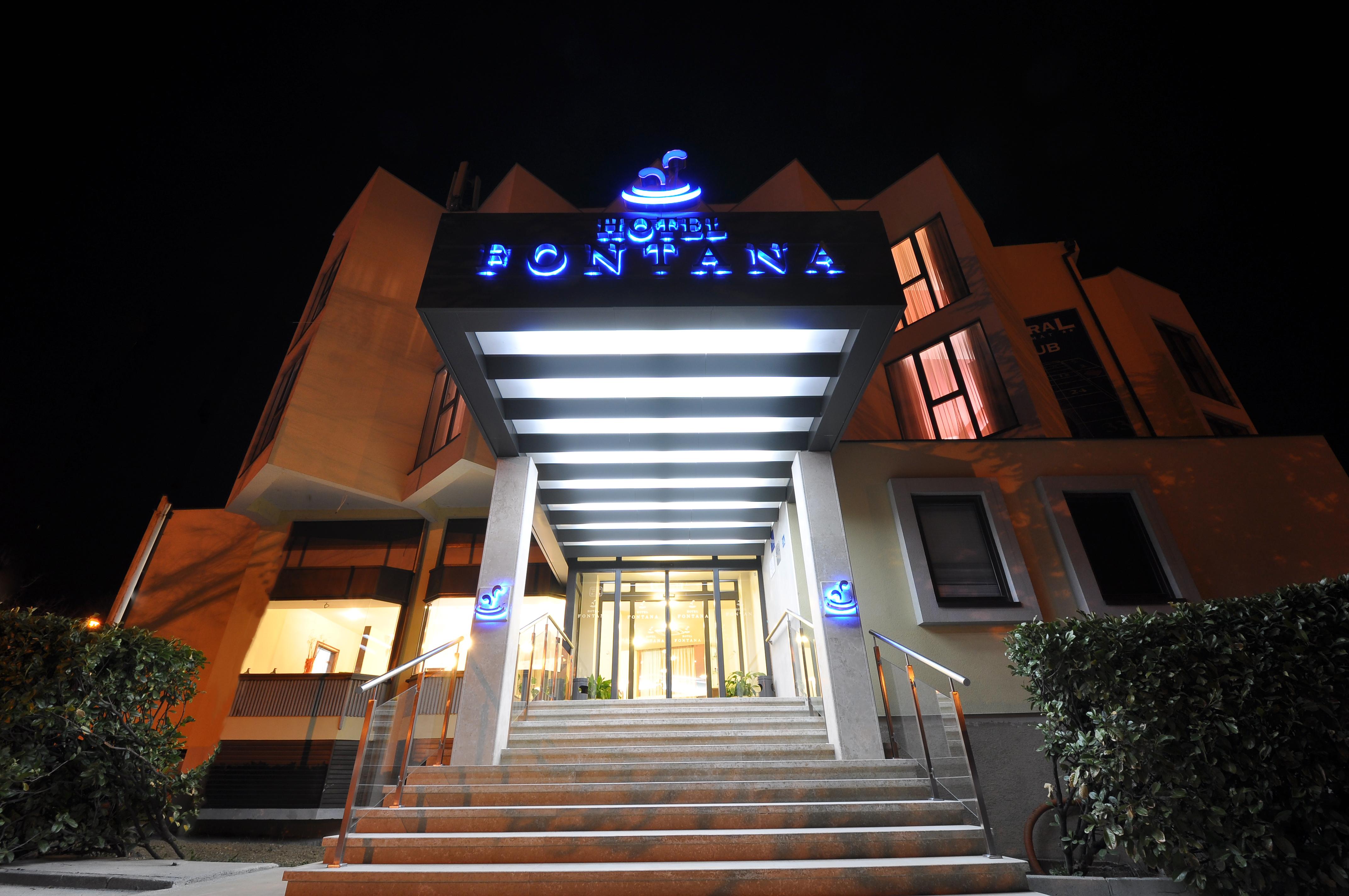 Hotel Fontana Бузет Экстерьер фото
