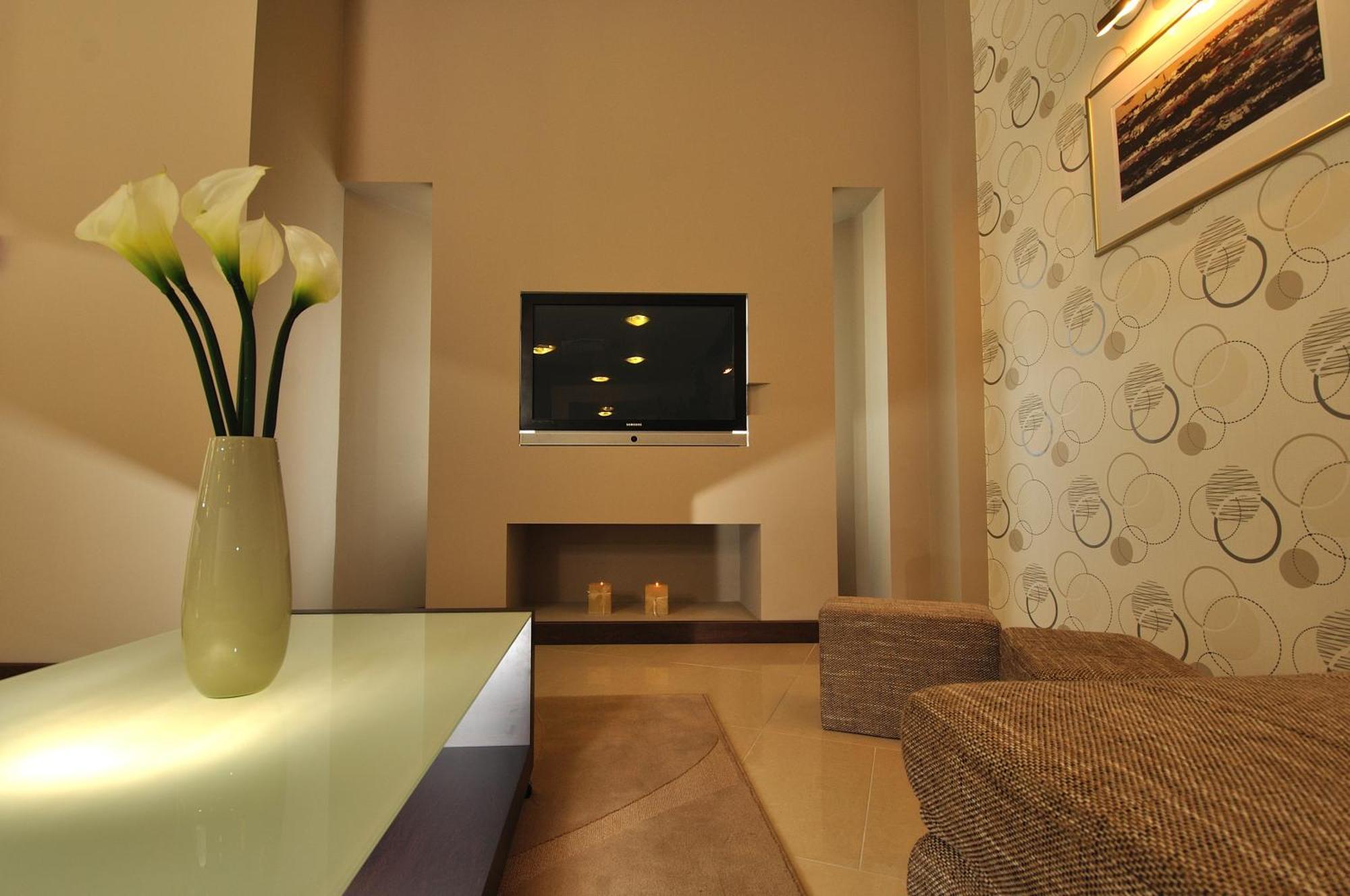 Hotel Fontana Бузет Экстерьер фото