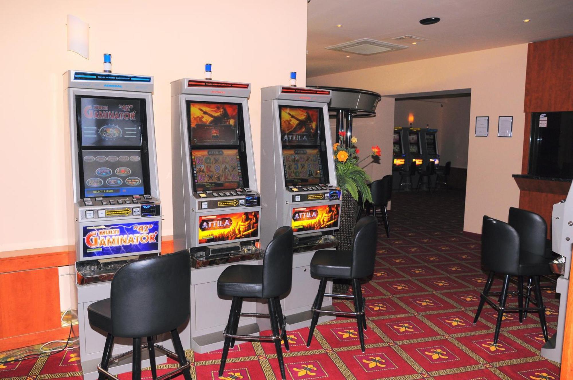 Hotel Fontana Бузет Экстерьер фото